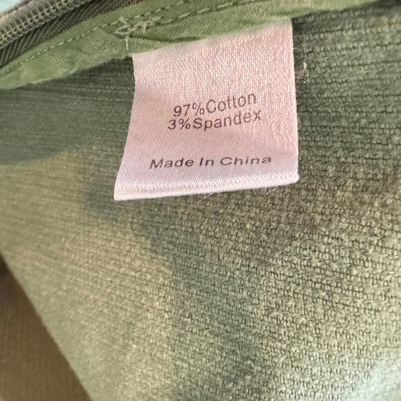 TUCKERNUCK Green Corduroy Ashford Pants Size Small $148 MSRP High Waisted *Flaw - Picture 7 of 11